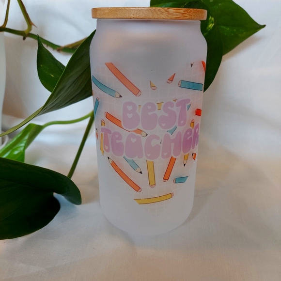 Best Teacher frosted glass 18 oz - Picture 1 of 2